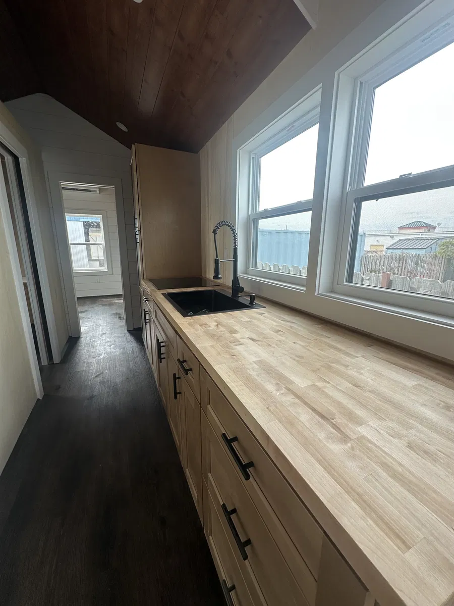 32x10 Mondo -Available Now - Image 3