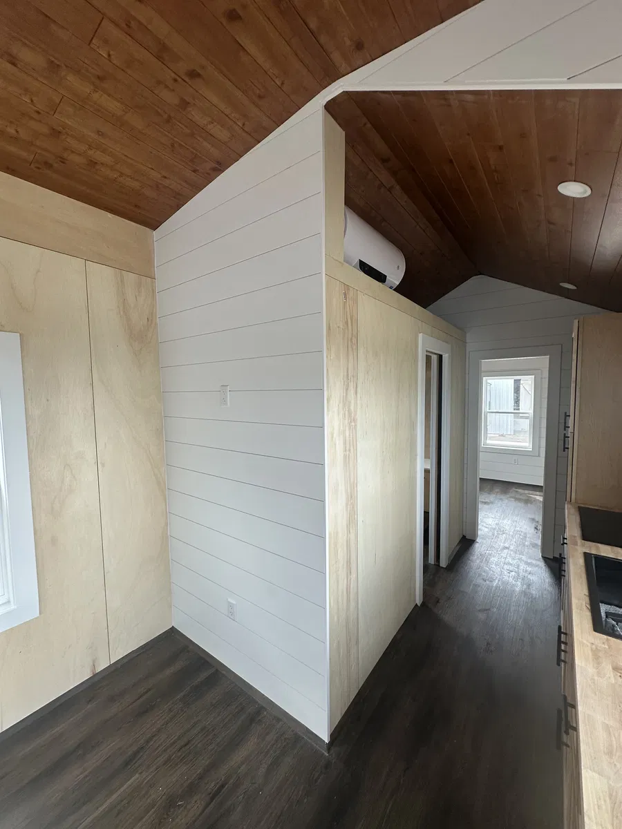 32x10 Mondo -Available Now - Image 2