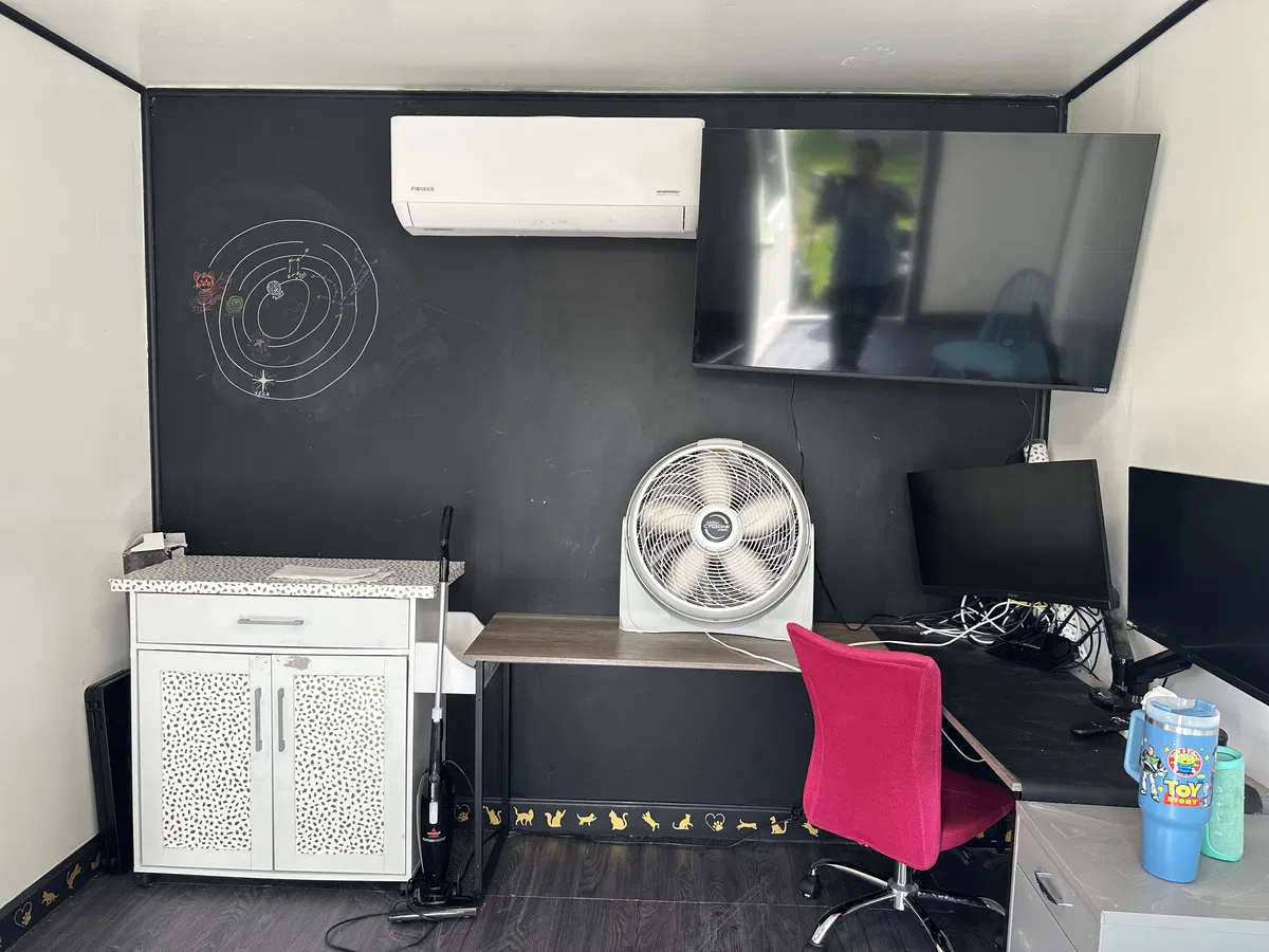 Tiny Home/Hobby Shed - Image 3