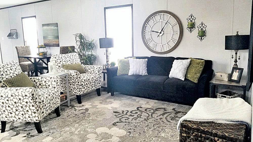 The Razor – 16′ x 66′ - Image 3